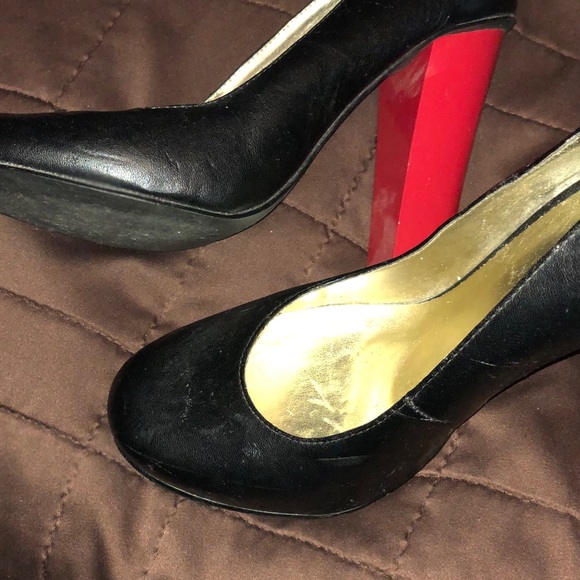 Shoes - Picture 2 of 2